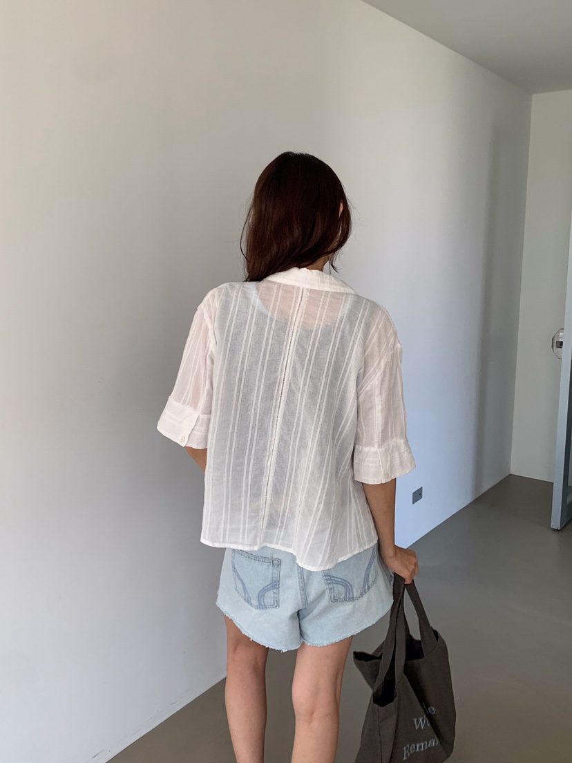 WEARABLE-L韓國直郵實拍女裝新品熱賣推薦休閑襯衫蕾絲衫WEARABLE襯衫/蕾絲衫