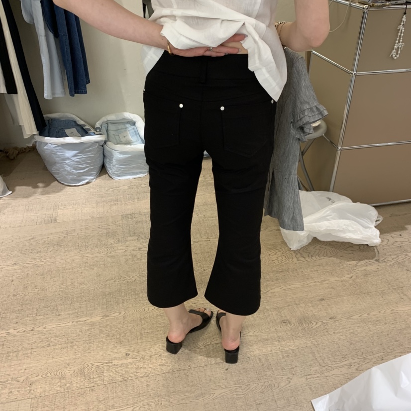 W AND J韓國直郵女裝新品26夏季休閑熱賣時尚短褲喇叭褲W AND J短褲