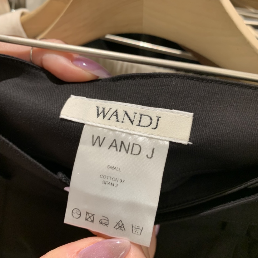 W AND J韓國直郵女裝新品26夏季休閑熱賣時尚短褲喇叭褲W AND J短褲
