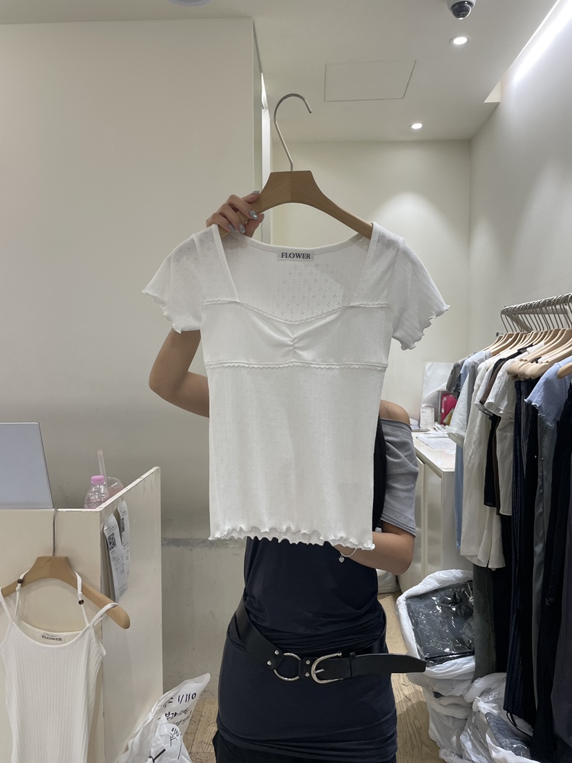 FLOWER-L韓國直郵女士新品人氣熱賣時尚推薦26夏季休閑T恤FLOWER-LT恤圖色1