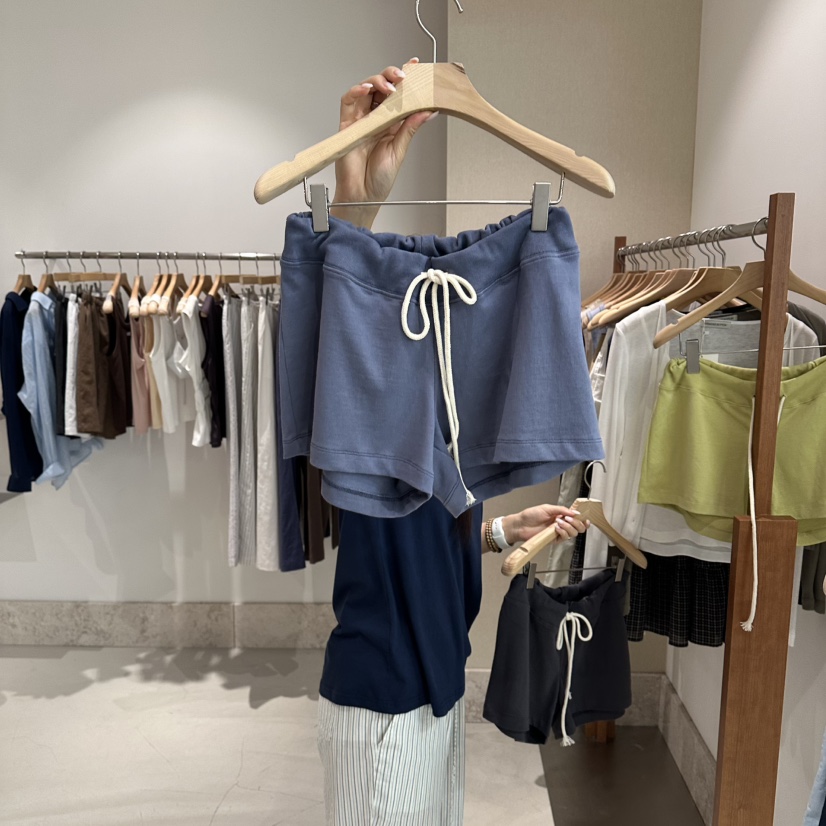 ANDMORE BUTTON韓國直郵女士新品26夏季人氣熱賣推薦短褲ANDMORE BUTTON短褲圖色2