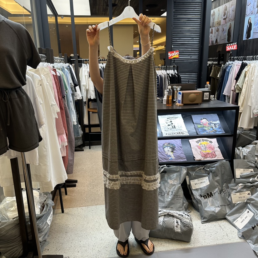 LE ETOILE韓國東大門直郵女裝新品推薦休閑連衣裙蕾絲長款Le etoile連衣裙圖色2
