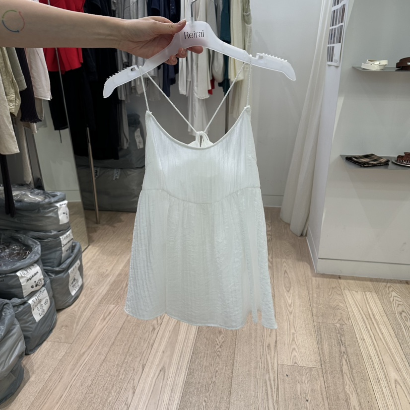 REIRAI韓國直郵女裝新款時尚人氣26夏季休閑熱賣吊帶背心Reirai吊帶/背心圖色3