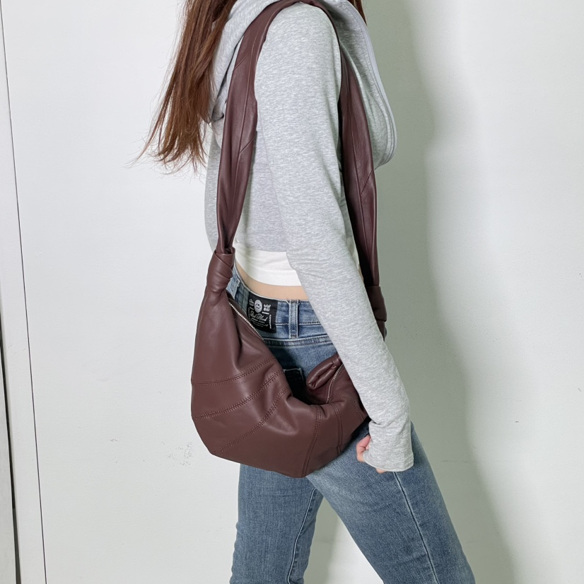J PLACE東大門實拍韓國女士新款26夏季推薦休閑單肩斜跨包J PLACE單肩/斜跨包