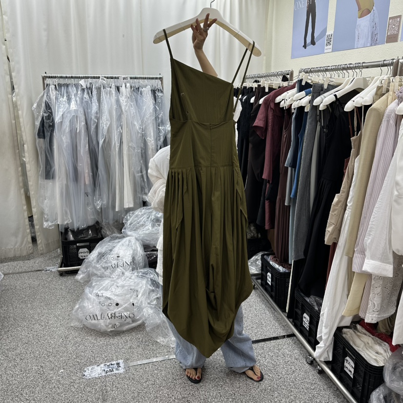 ONEBYTWO韓國代購女士新款26夏季推薦熱賣連衣裙不對稱鏤空ONE BY TWO連衣裙
