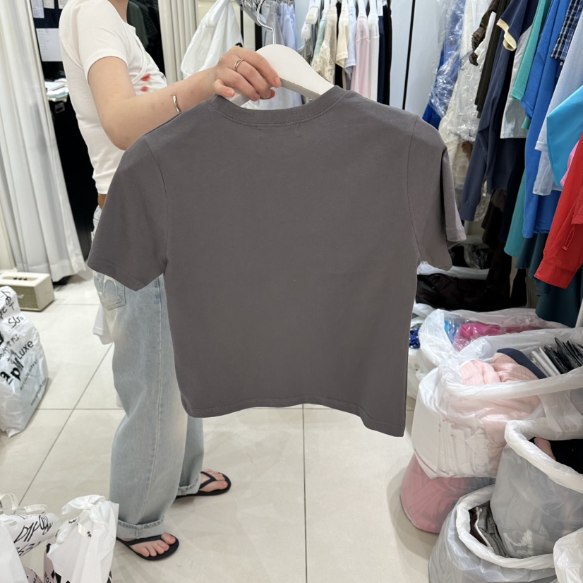 EGG IS韓國直郵實拍女士新品人氣休閑推薦熱賣T恤不含配飾EGG IST恤