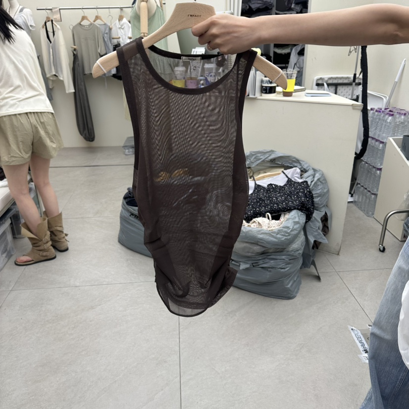 I MFACT韓國直郵女裝新款休閑熱賣26夏季吊帶背心網狀褶皺I MFACT吊帶/背心圖色2