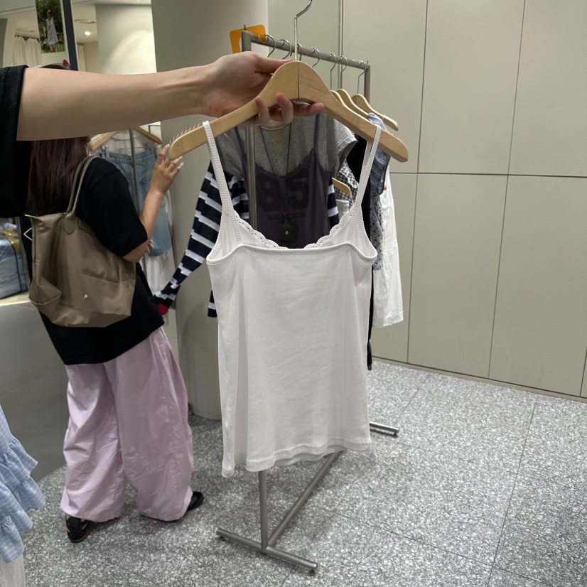 SOF韓國直郵實拍女裝新品推薦26夏季熱賣時尚人氣吊帶背心SOF吊帶/背心