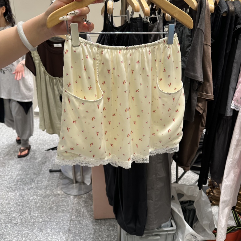 SOF韓國直郵實拍女裝新品休閑人氣推薦26夏季熱賣時尚短褲SOF短褲圖色1