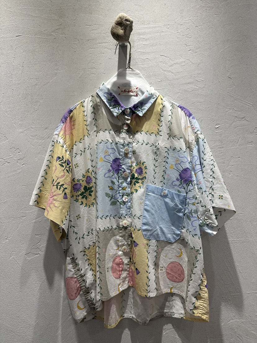AT NOTE韓國東大門直郵女裝新款推薦襯衫蕾絲衫口袋撞色AT NOTE襯衫/蕾絲衫圖色1