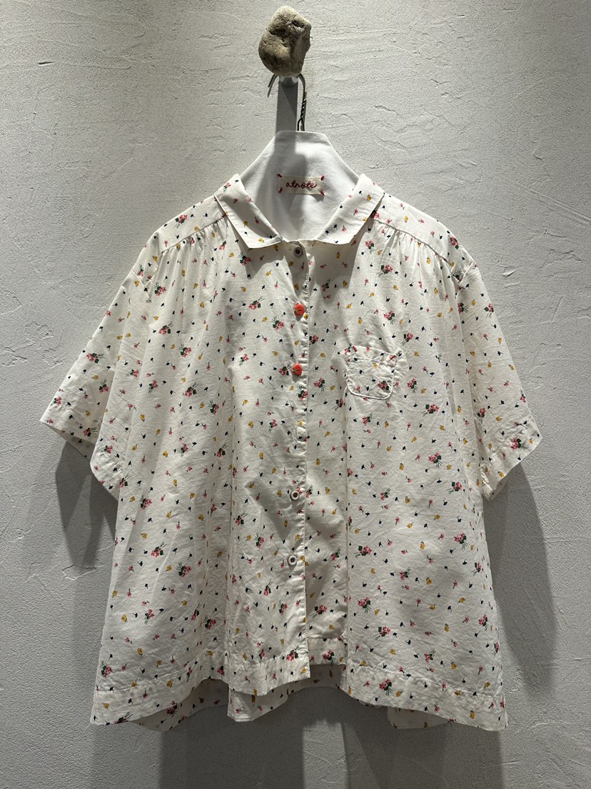 AT NOTE韓國東大門代購女裝新品熱賣人氣襯衫蕾絲衫小碎花AT NOTE襯衫/蕾絲衫圖色1