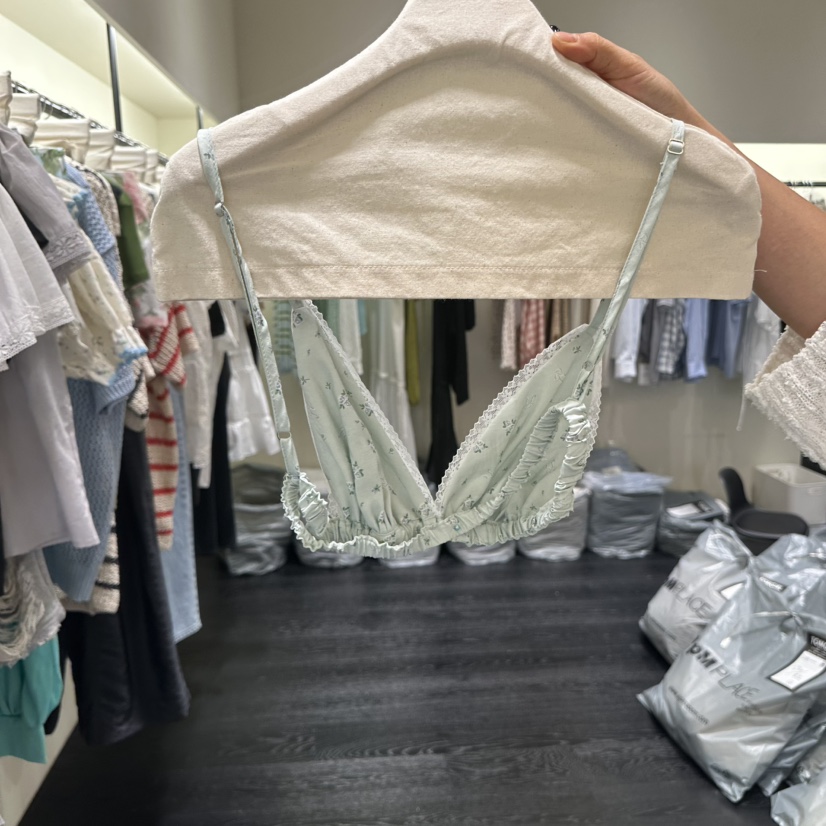 TOMGIRL韓國直郵實拍女裝新品時尚人氣休閑熱賣26夏季吊帶背心TOMGIRL吊帶/背心