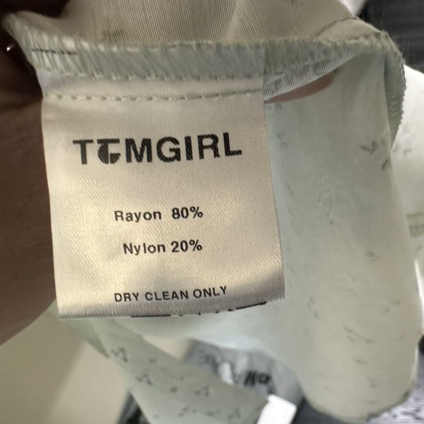 TOMGIRL韓國直郵實拍女裝新品時尚人氣休閑熱賣26夏季吊帶背心TOMGIRL吊帶/背心