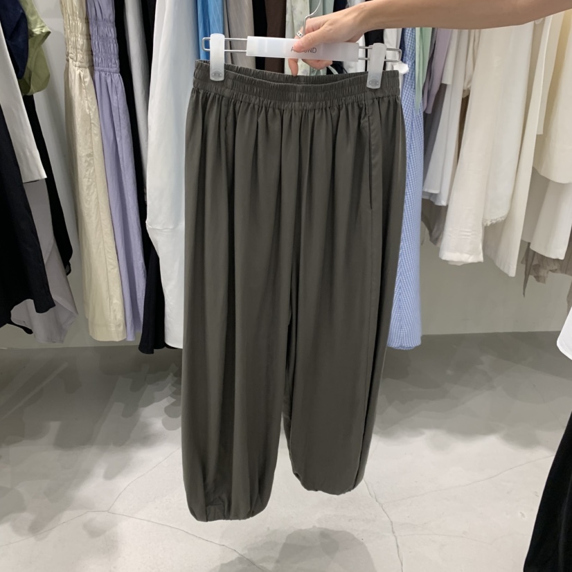 ALMOND東大門實拍韓國女士新品時尚熱賣26夏季人氣休閑褲ALMOND休閑褲圖色2