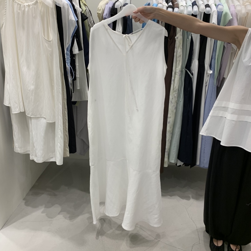 ALMOND韓國直郵實拍女裝新品26夏季熱賣時尚推薦休閑連衣裙ALMOND連衣裙