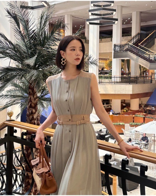 EIGHTGLOW韓國直郵女裝新款人氣熱賣26夏季連衣裙不含腰帶EIGHTGLOW連衣裙