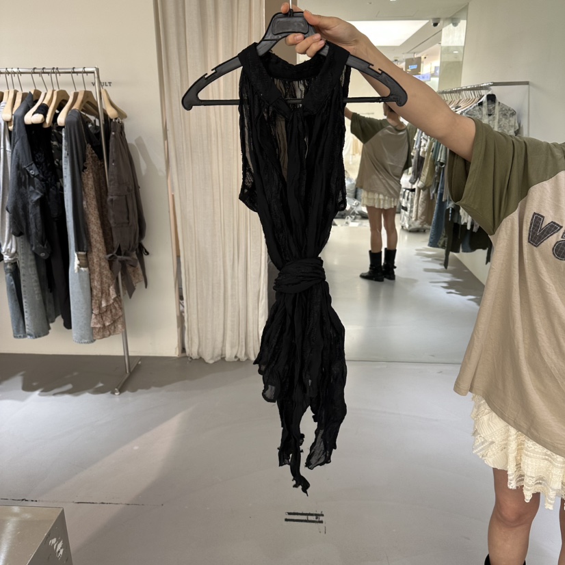 VAULT韓國直郵女士新款26夏季推薦人氣時尚吊帶背心含圍巾VAULT吊帶/背心