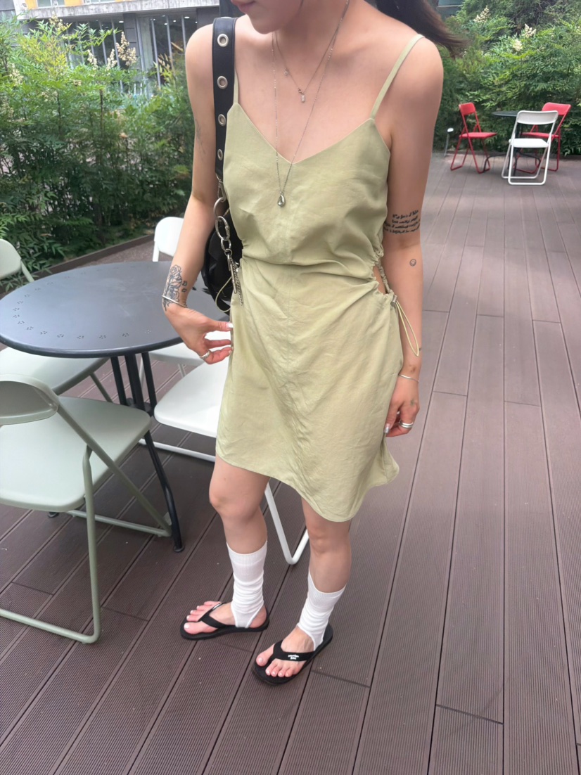 GLITTER韓國直郵女裝新品時尚人氣熱賣26夏季休閑連衣裙OPSGLITTER連衣裙
