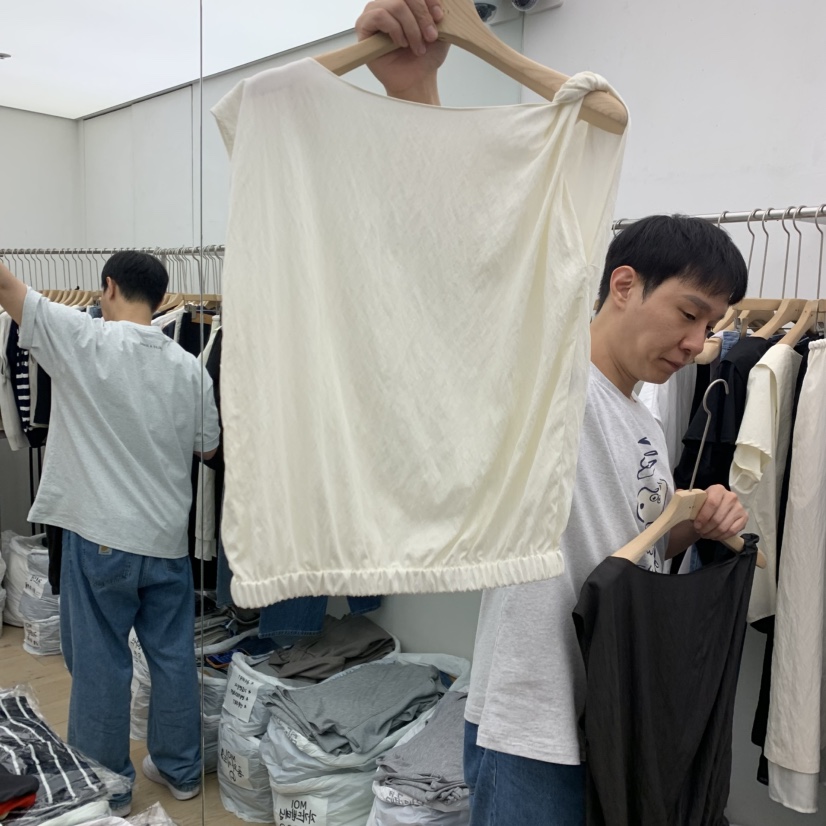 MOI-A韓國直郵實拍女裝新品休閑26夏季時尚推薦吊帶背心MOI-A吊帶/背心圖色1