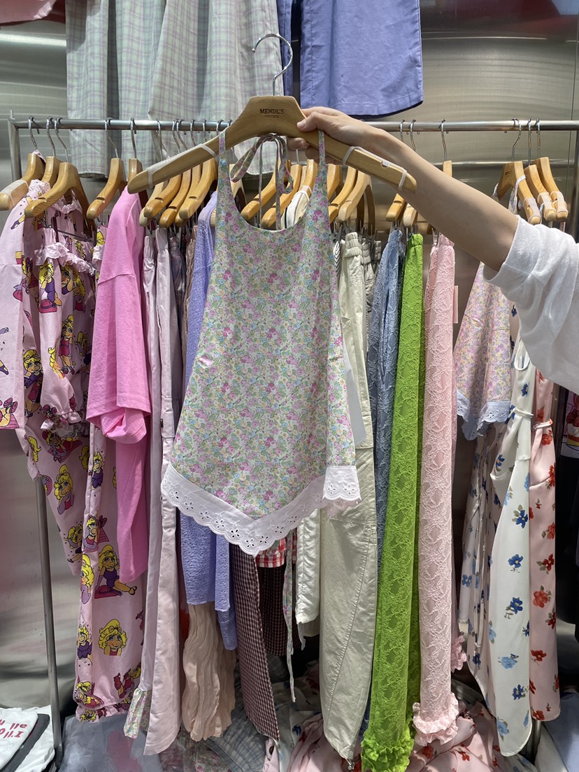 MENDL S韓國代購女裝新品時尚26夏季推薦吊帶背心露背圍巾MENDL S吊帶/背心圖色1