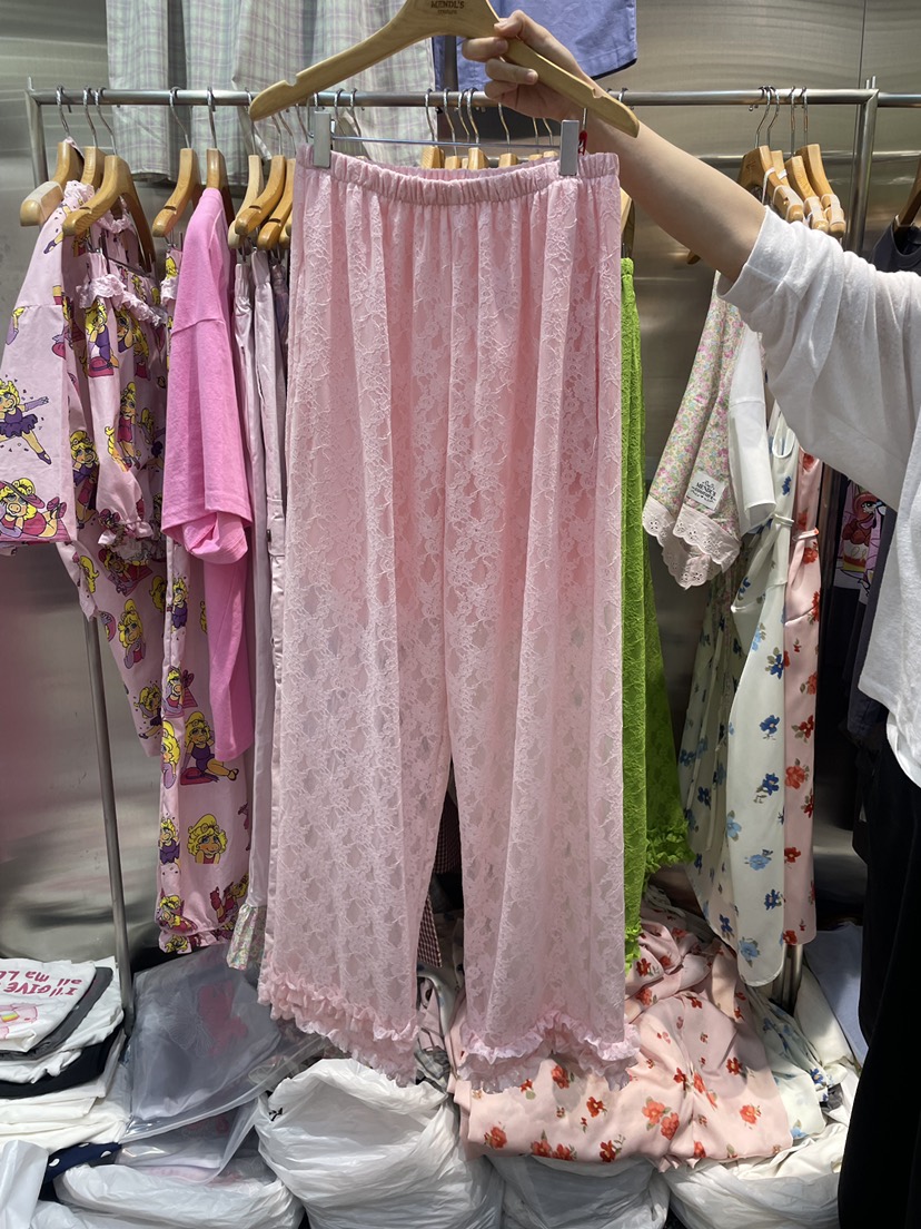 MENDL S韓國直郵女士新品時尚推薦26夏季熱賣休閑褲蕾絲花MENDL S休閑褲圖色3