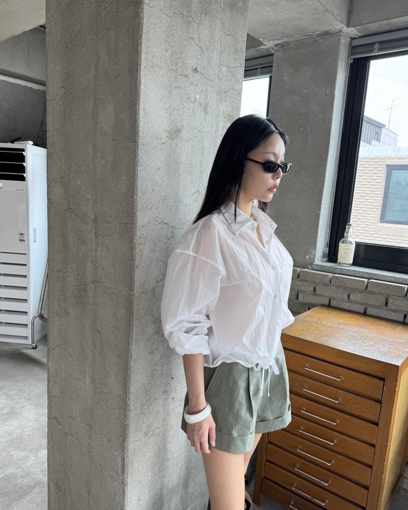 LIMLIMLIM韓國東大門直郵女裝新品熱賣人氣時尚襯衫蕾絲衫LIM LIM LIM襯衫/蕾絲衫