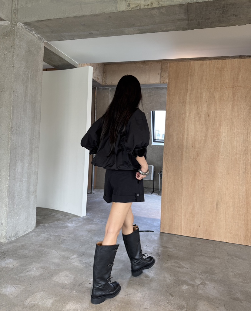 LIMLIMLIM韓國東大門直郵女裝新品熱賣人氣時尚襯衫蕾絲衫LIM LIM LIM襯衫/蕾絲衫