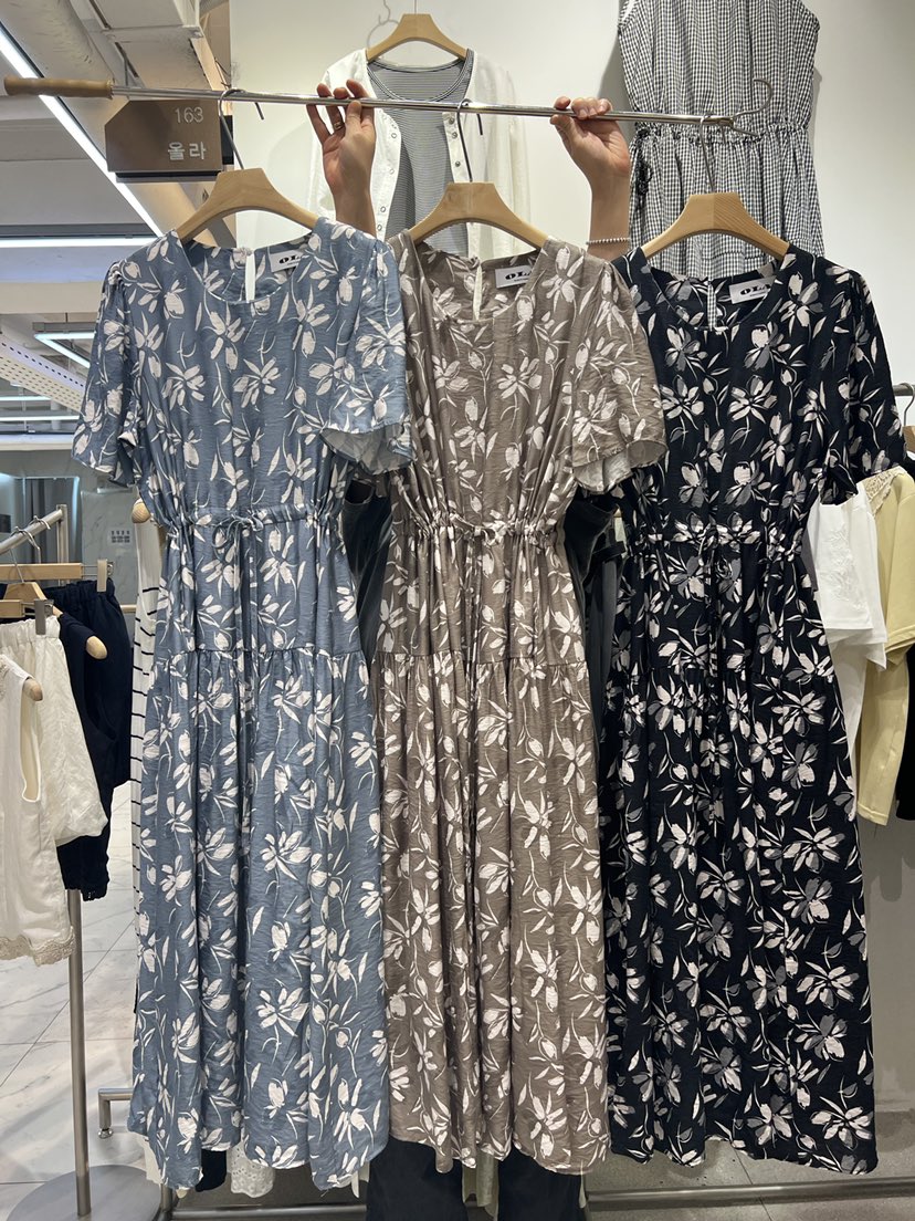 OLA韓國直郵女裝新品26夏季推薦休閑熱賣時尚人氣連衣裙OPSmellor/OLA連衣裙