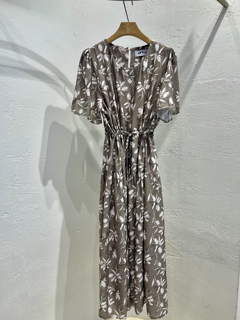 OLA韓國直郵女裝新品26夏季推薦休閑熱賣時尚人氣連衣裙OPSmellor/OLA連衣裙