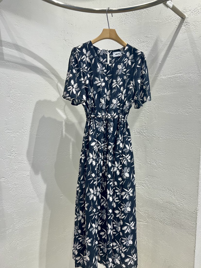 OLA韓國直郵女裝新品26夏季推薦休閑熱賣時尚人氣連衣裙OPSmellor/OLA連衣裙