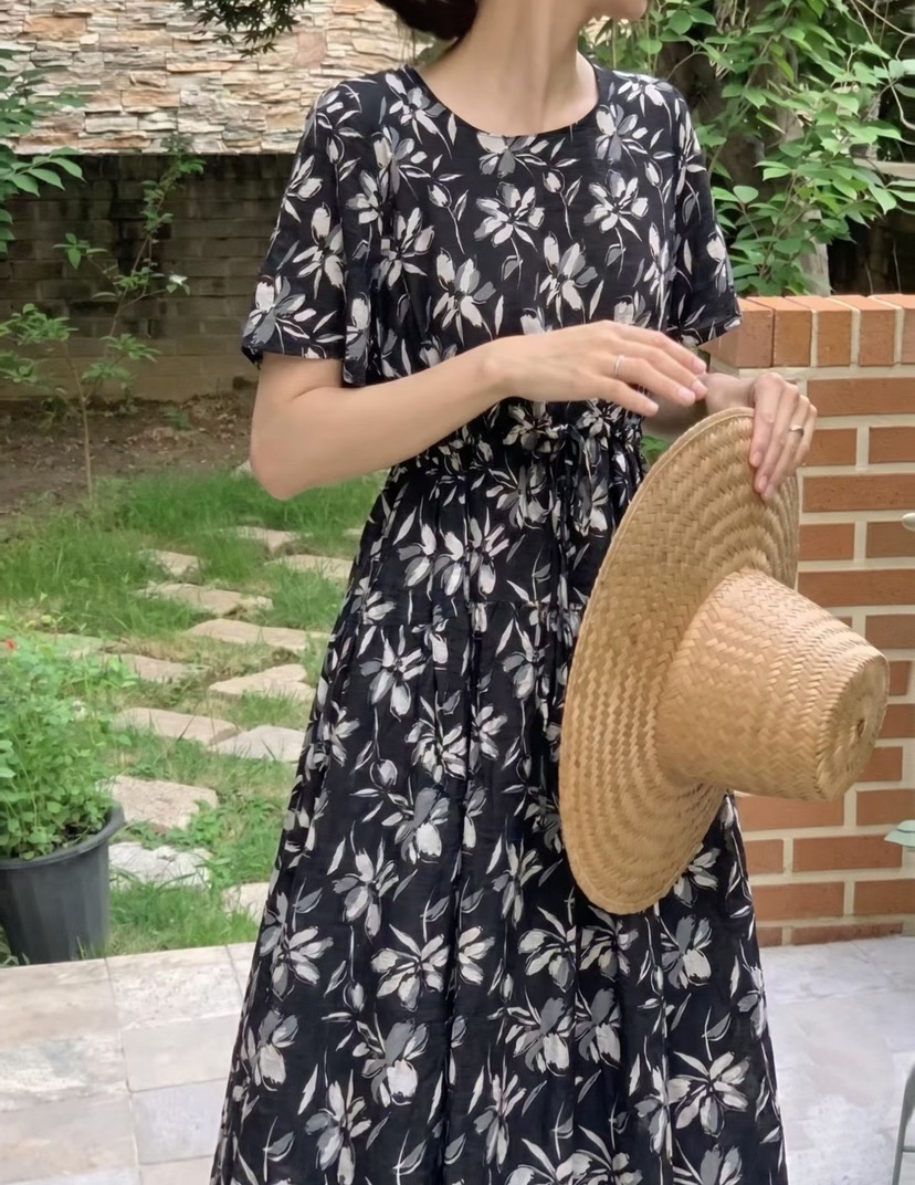 OLA韓國直郵女裝新品26夏季推薦休閑熱賣時尚人氣連衣裙OPSmellor/OLA連衣裙
