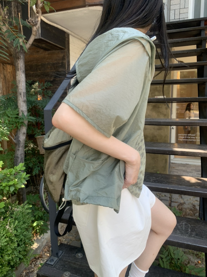 LE AVE韓國代購女裝新品熱賣人氣時尚推薦26夏季夾克運動連帽LE AVE夾克