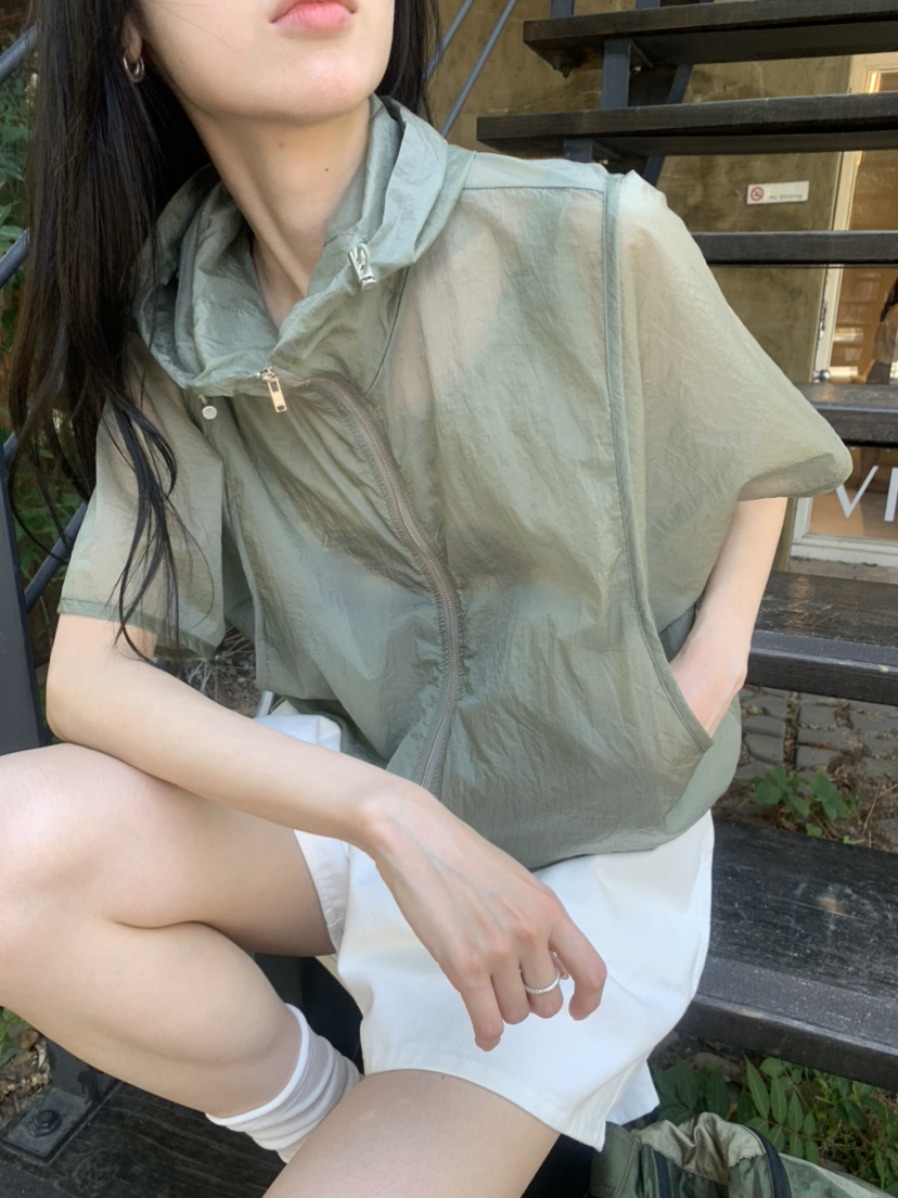 LE AVE韓國代購女裝新品熱賣人氣時尚推薦26夏季夾克運動連帽LE AVE夾克