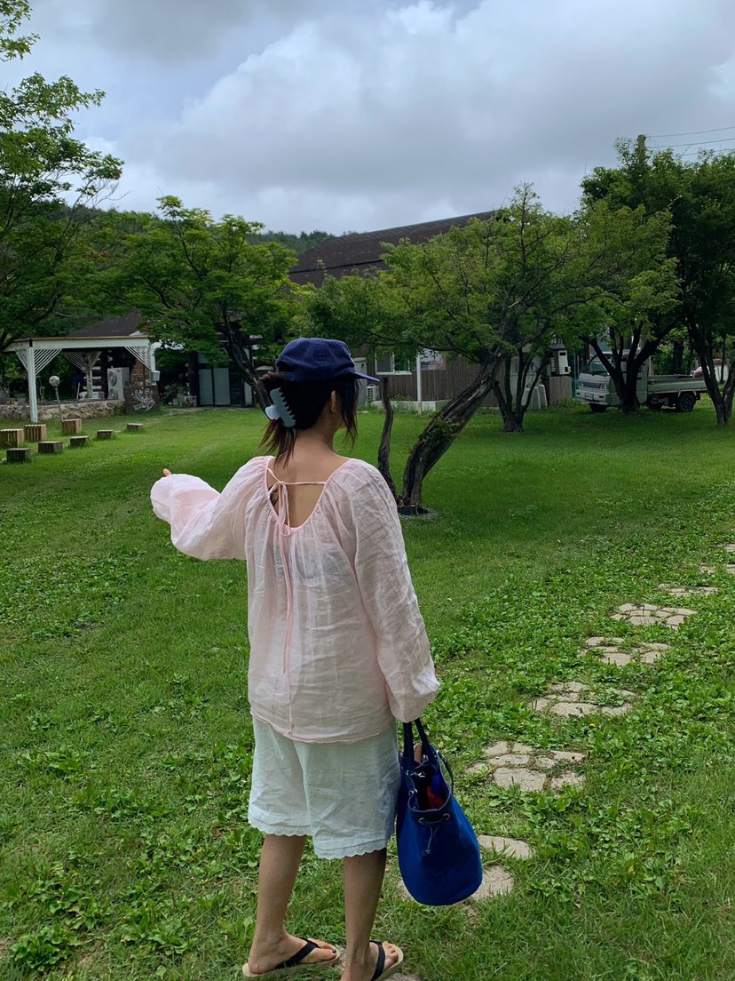 LIKEVAM韓國直郵女裝新品人氣時尚26夏季襯衫蕾絲衫泡泡袖亞麻LIKEVAM襯衫/蕾絲衫