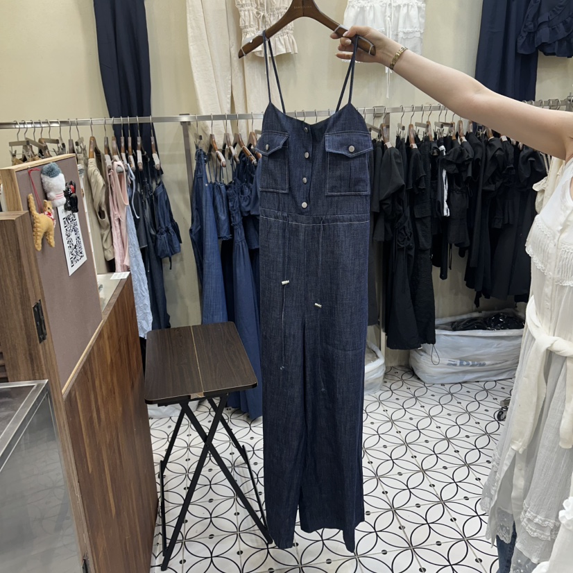 BAMBOLINA韓國東大門代購女裝新品熱賣時尚人氣推薦連體褲BAMBOLINA連體褲圖色1