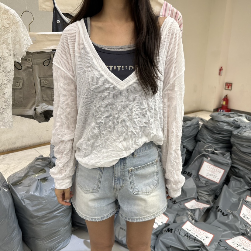 VAULT韓國代購女士新款26夏季休閑推薦熱賣長袖T恤不含內搭VAULT長袖T恤圖色1