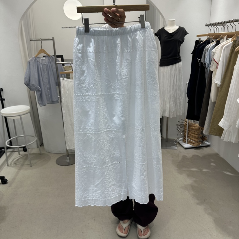 GOLDEN MARKET東大門實拍韓國女裝新品26夏季人氣長裙蕾絲GOLDEN MARKET長裙