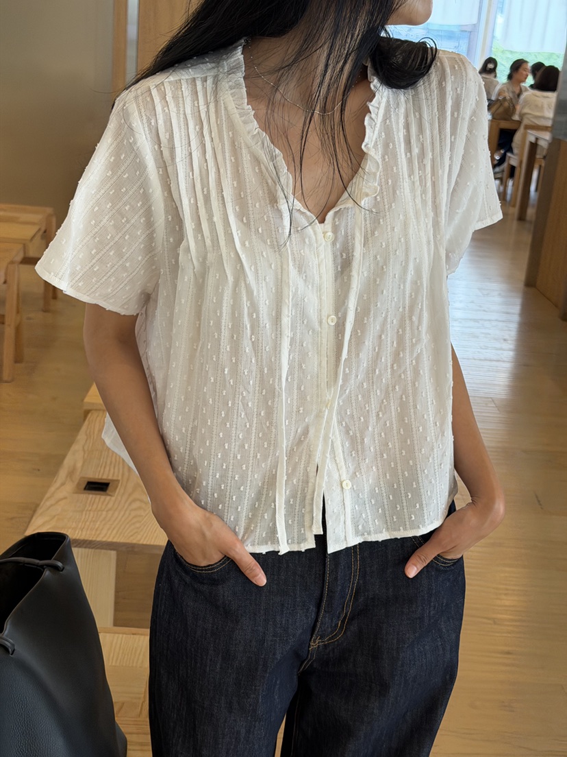 AMY GRACE-A韓國東大門直郵女士新款熱賣時尚襯衫蕾絲衫AMY GRACE襯衫/蕾絲衫