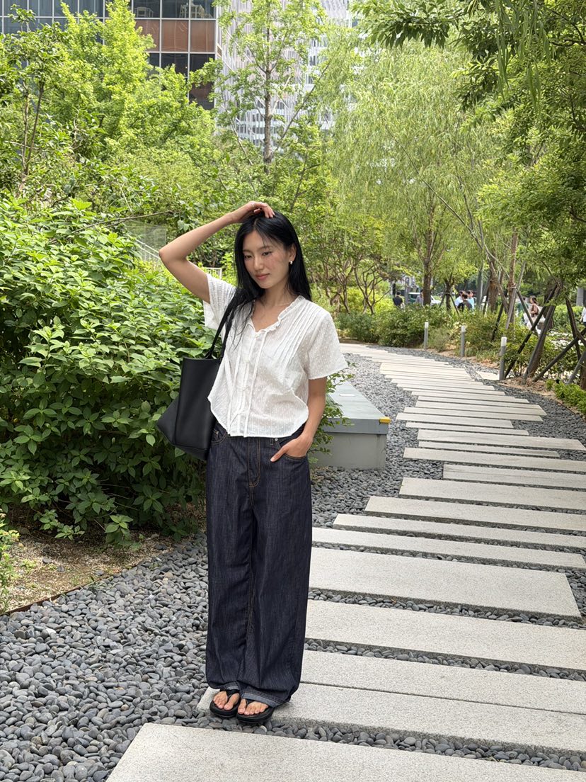 AMY GRACE-A韓國東大門直郵女士新款熱賣時尚襯衫蕾絲衫AMY GRACE襯衫/蕾絲衫
