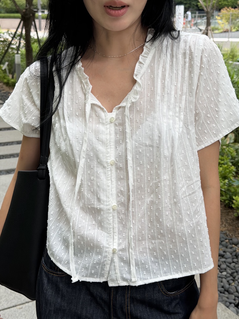 AMY GRACE-A韓國東大門直郵女士新款熱賣時尚襯衫蕾絲衫AMY GRACE襯衫/蕾絲衫