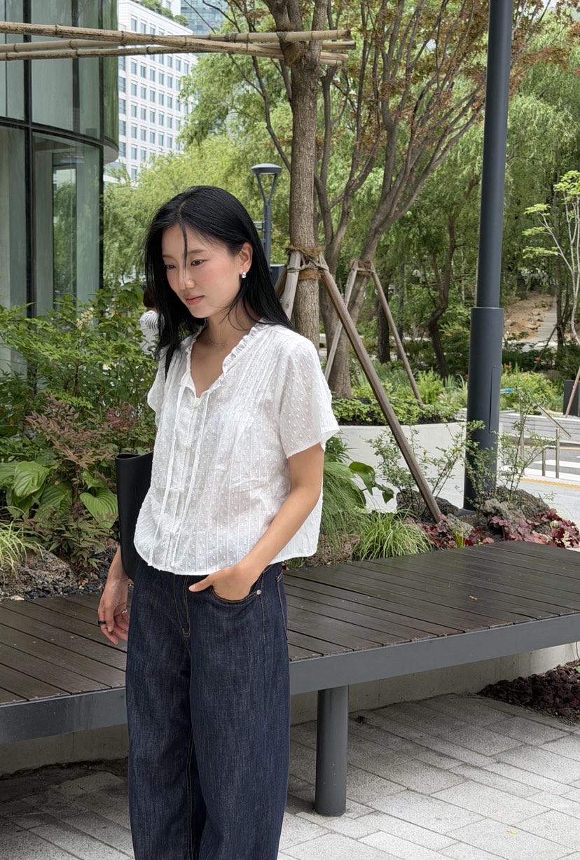 AMY GRACE-A韓國東大門直郵女士新款熱賣時尚襯衫蕾絲衫AMY GRACE襯衫/蕾絲衫