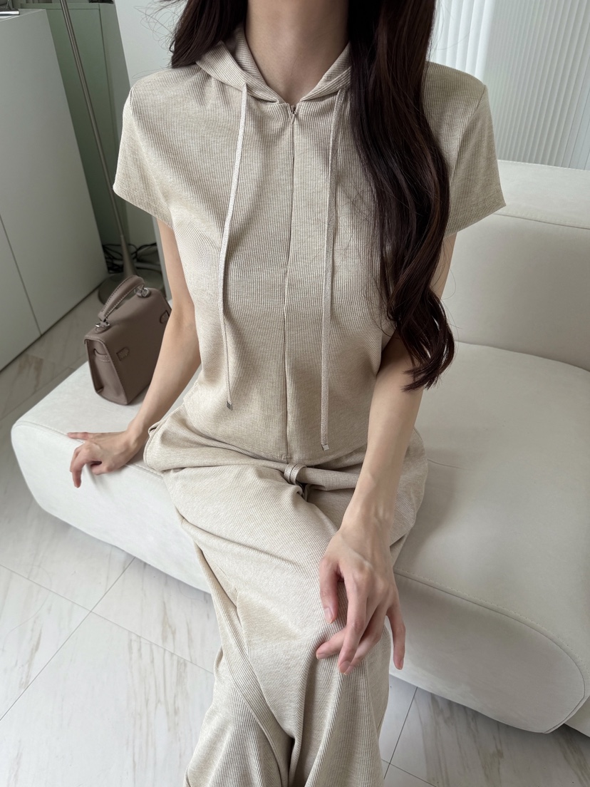 CLOTH韓國代購女士新款時尚人氣26夏季休閑推薦套裝珍珠連帽CLOTH套裝
