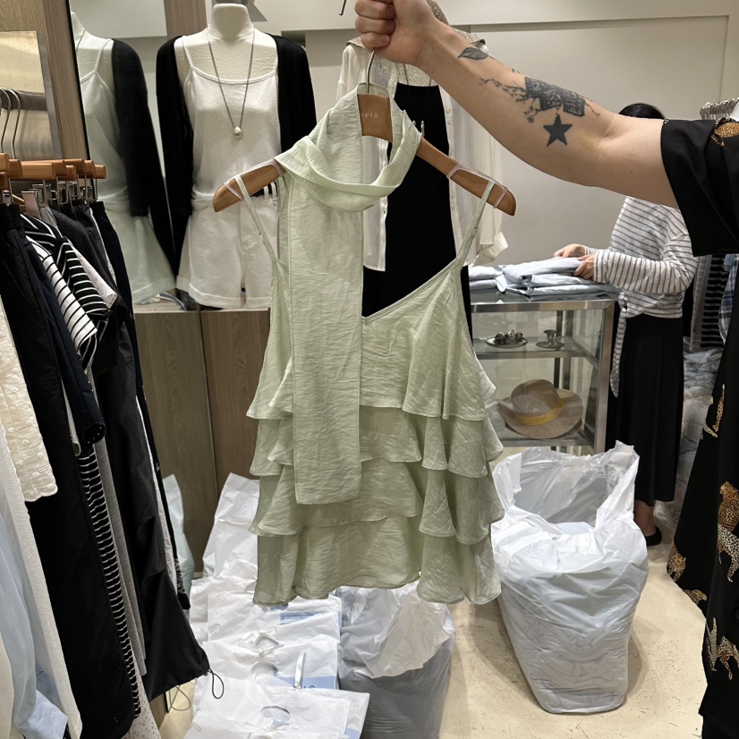 MELO東大門實拍韓國女士新款休閑熱賣時尚吊帶背心含圍巾MELO吊帶/背心圖色3