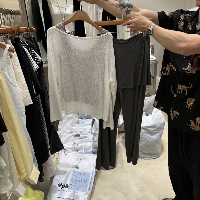 MELO韓國東大門直郵女裝新品時尚推薦熱賣26夏季休閑套裝MELO套裝