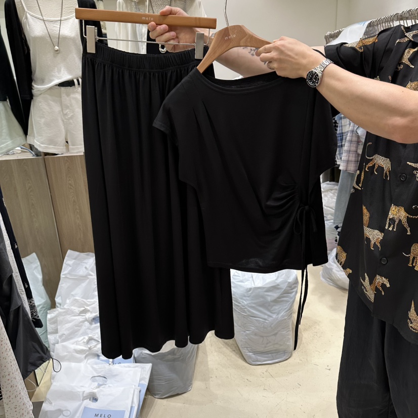 MELO韓國直郵女裝新品26夏季休閑人氣熱賣推薦套裝兩件套MELO套裝圖色3