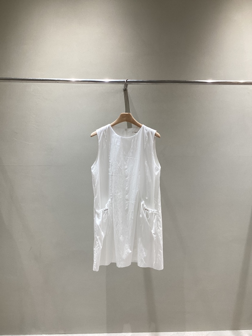 NEAR LEAP-P東大門直郵女士新品時尚人氣熱賣連衣裙OPSNEAR LEAP/The N:L連衣裙圖色1