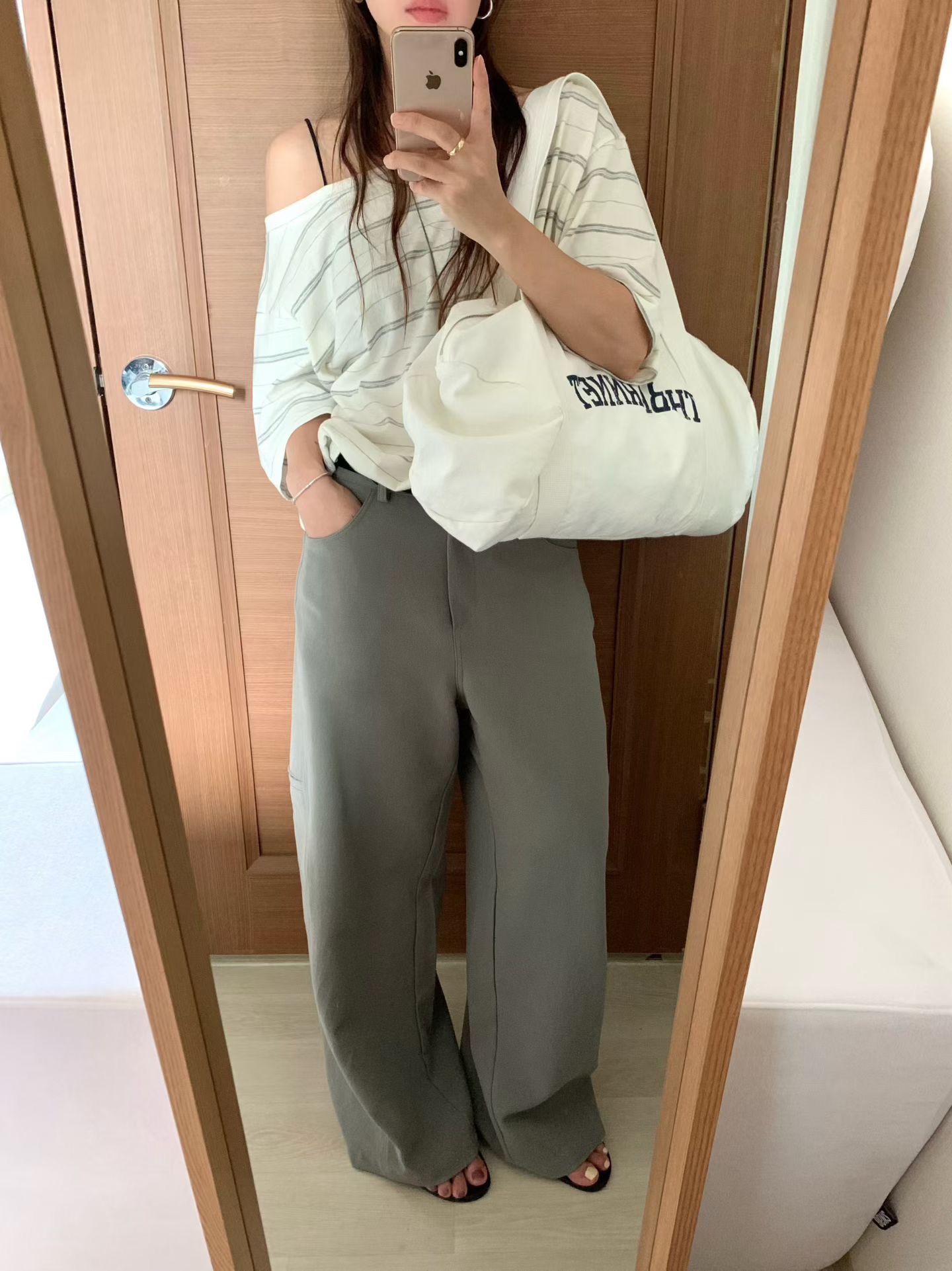FEVER東大門實拍韓國女士新品熱賣時尚推薦26夏季休閑牛仔褲FEVER牛仔褲