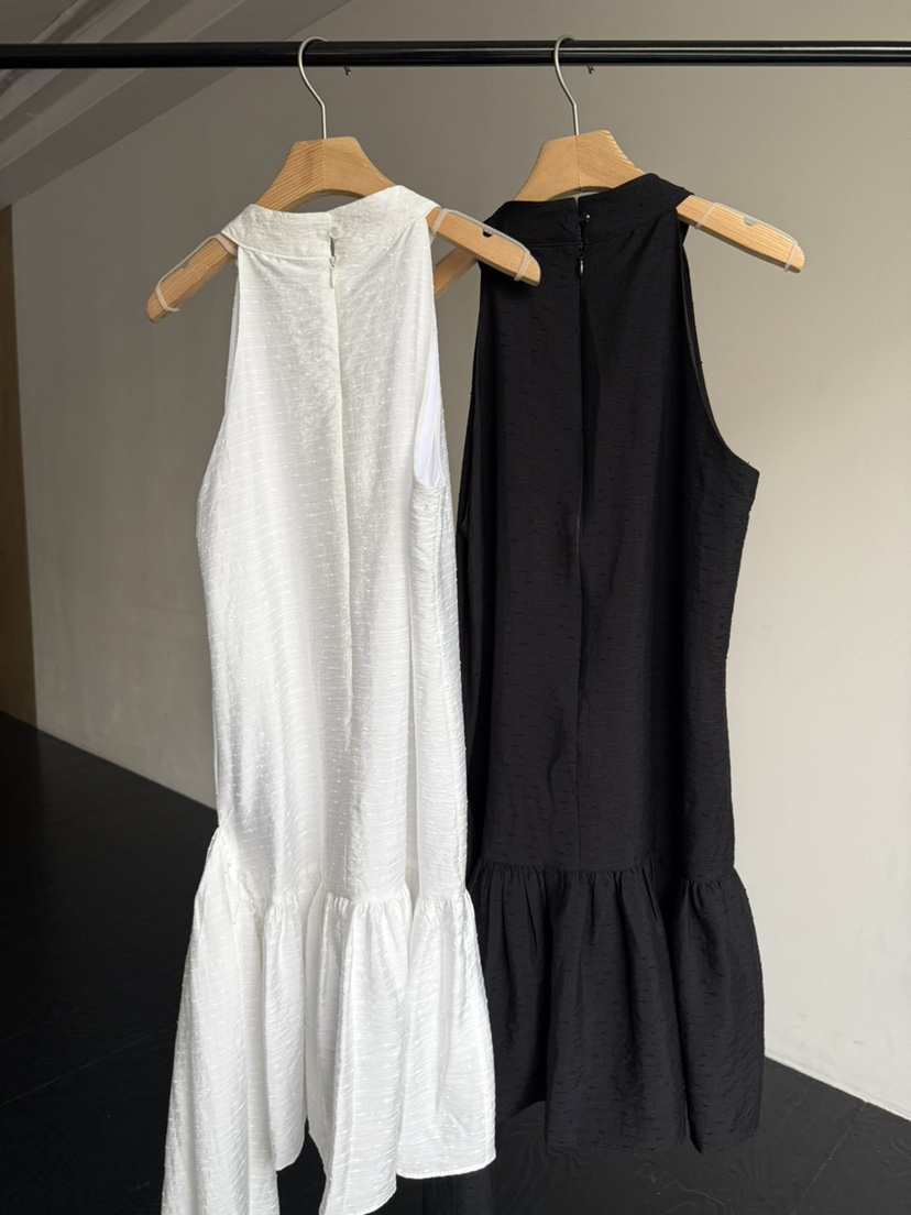 SOLAR韓國代購女裝新品26夏季休閑人氣推薦熱賣連衣裙露背SOLAR連衣裙