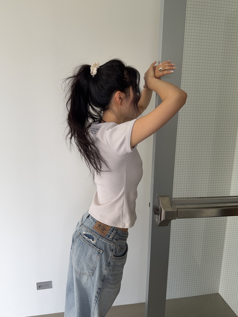 SUNDER MARKET韓國直郵實拍女士新款時尚熱賣推薦T恤復古SUNDER MARKETT恤