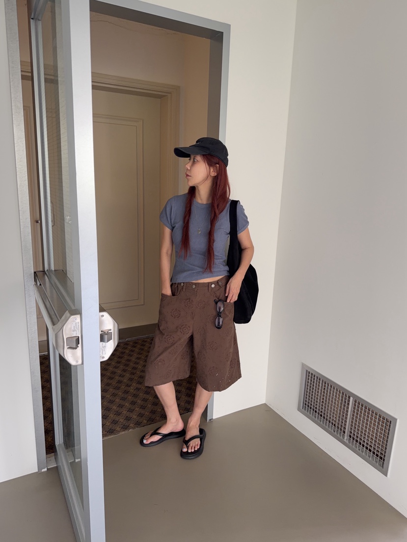 SUNDER MARKET韓國直郵實拍女士新款時尚熱賣推薦T恤復古SUNDER MARKETT恤
